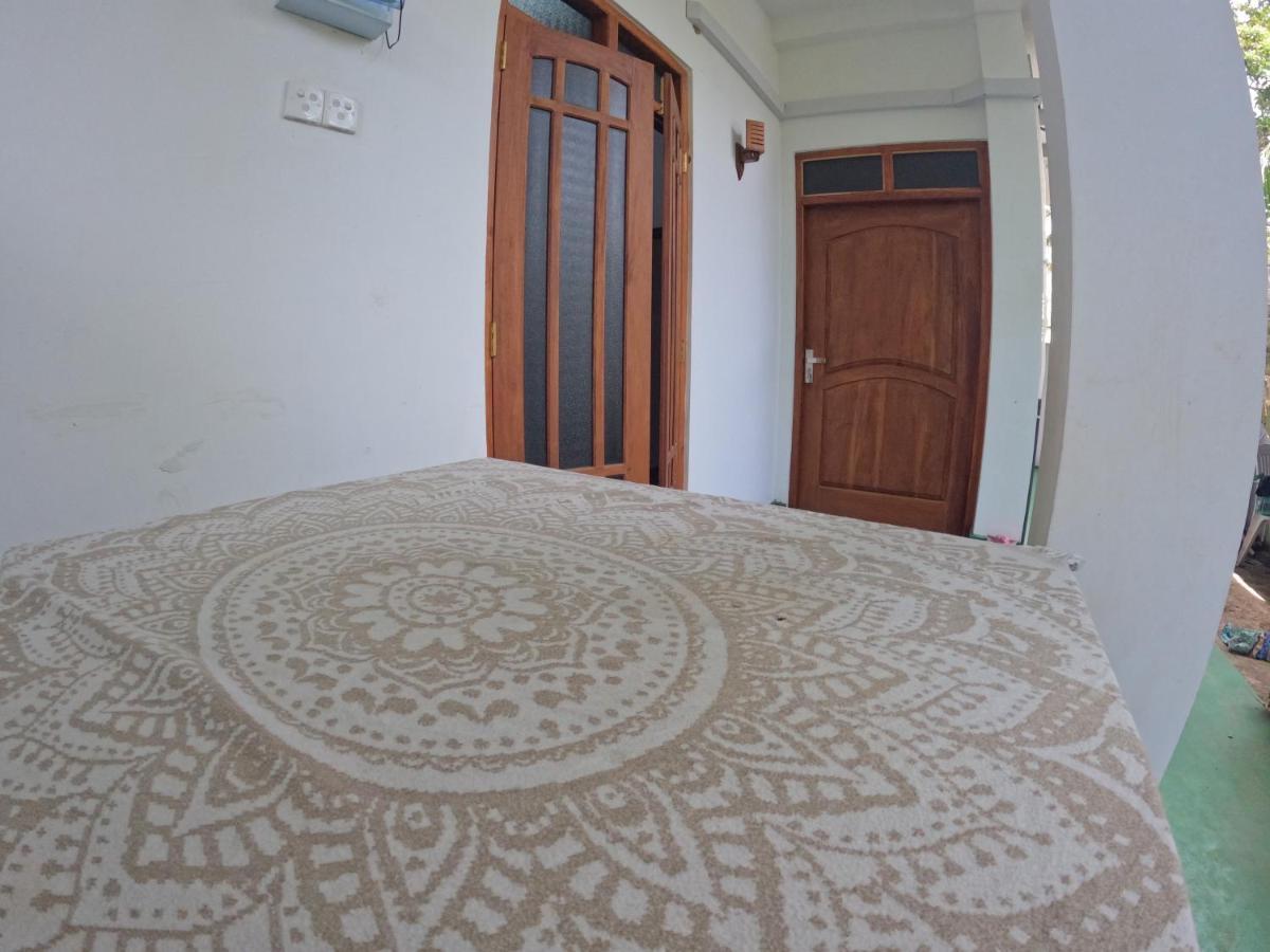 New Star Light Hotel Mirissa Ngoại thất bức ảnh