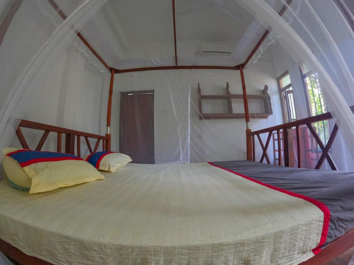 New Star Light Hotel Mirissa Ngoại thất bức ảnh